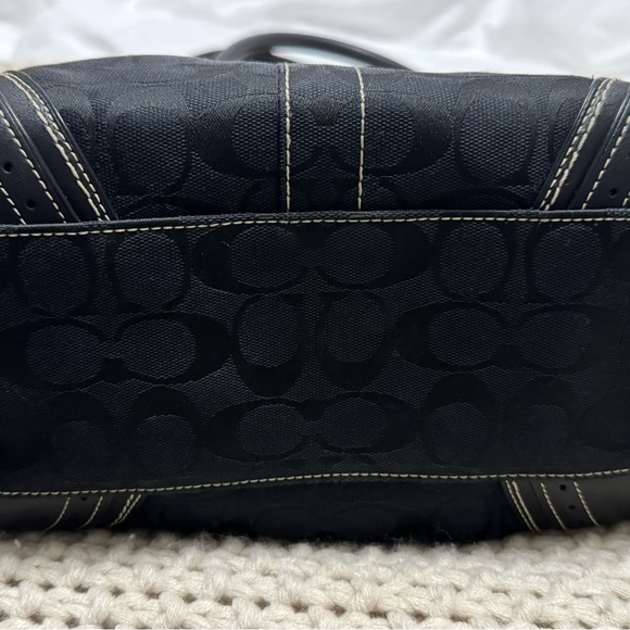 Coach Tote Bag - Picture 3 of 6